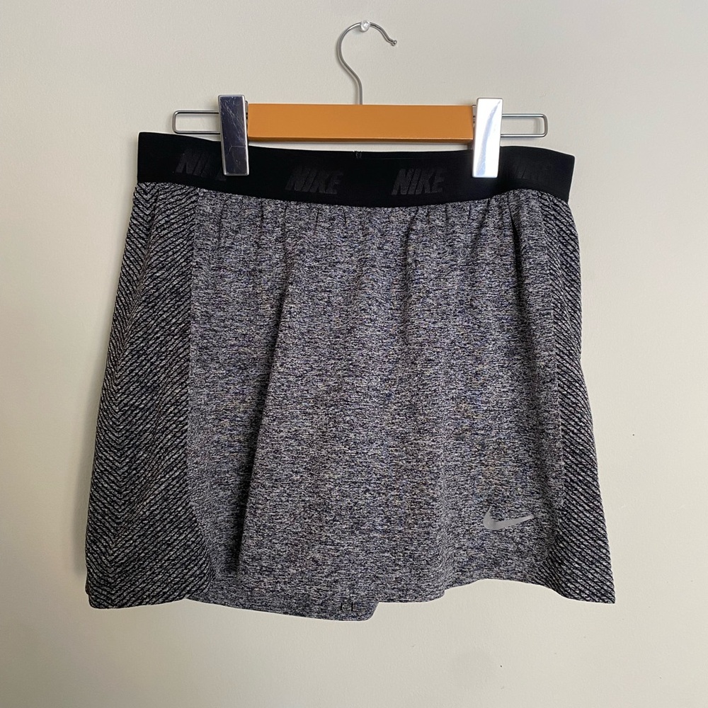 Nike Women’s Golf Skort